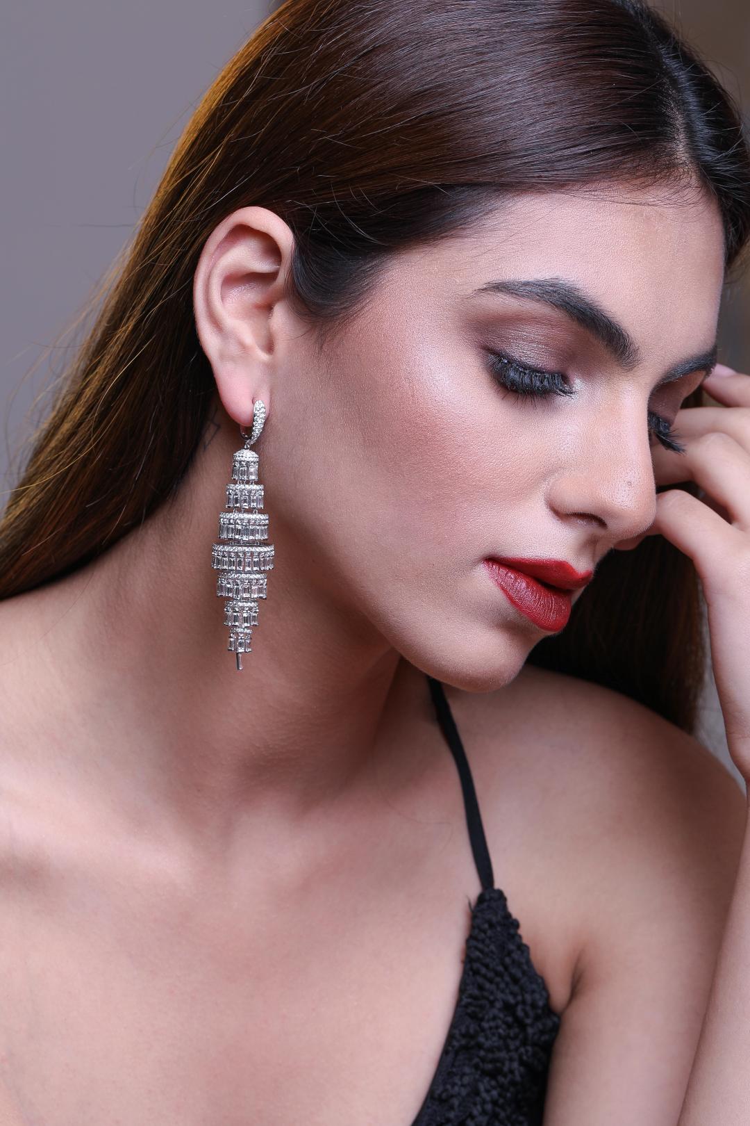 PRISMA CHANDELIER' BAGUETTE AND ROUND DIAMOND EARRINGS