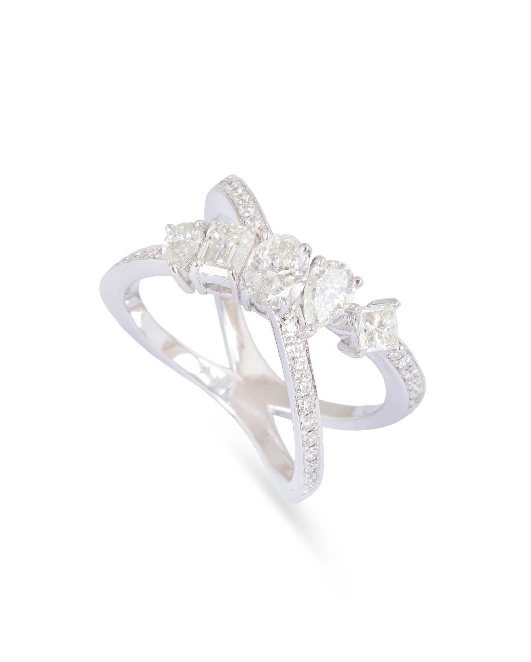 ALINA' Diamond ring with multi-shape of diamonds